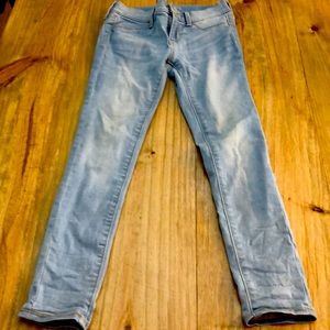 Old Navy rockstar jeggings. Girls size 8